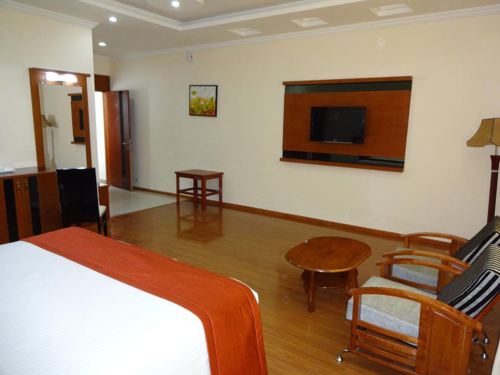 Svarga Residency Hotel