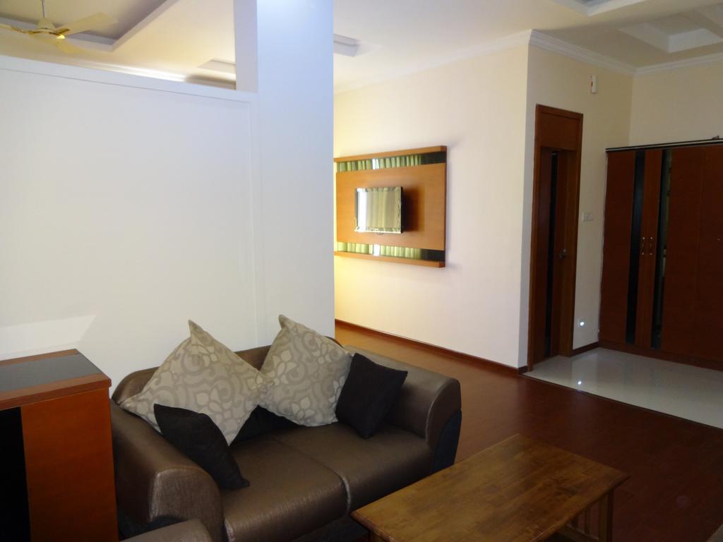 Svarga Residency Hotel 3*