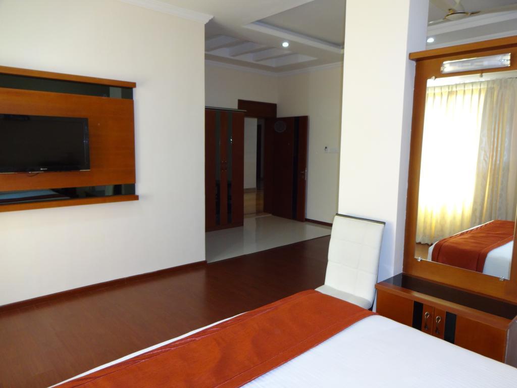 Svarga Residency Hotel