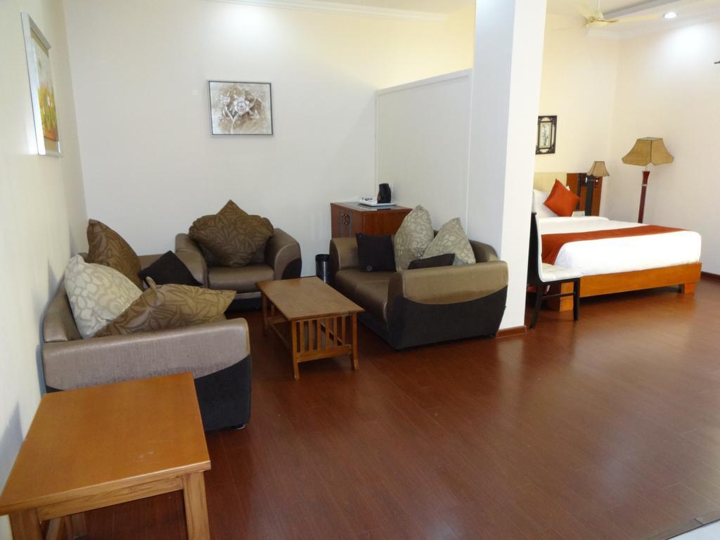 Hotel Svarga Residency 3*