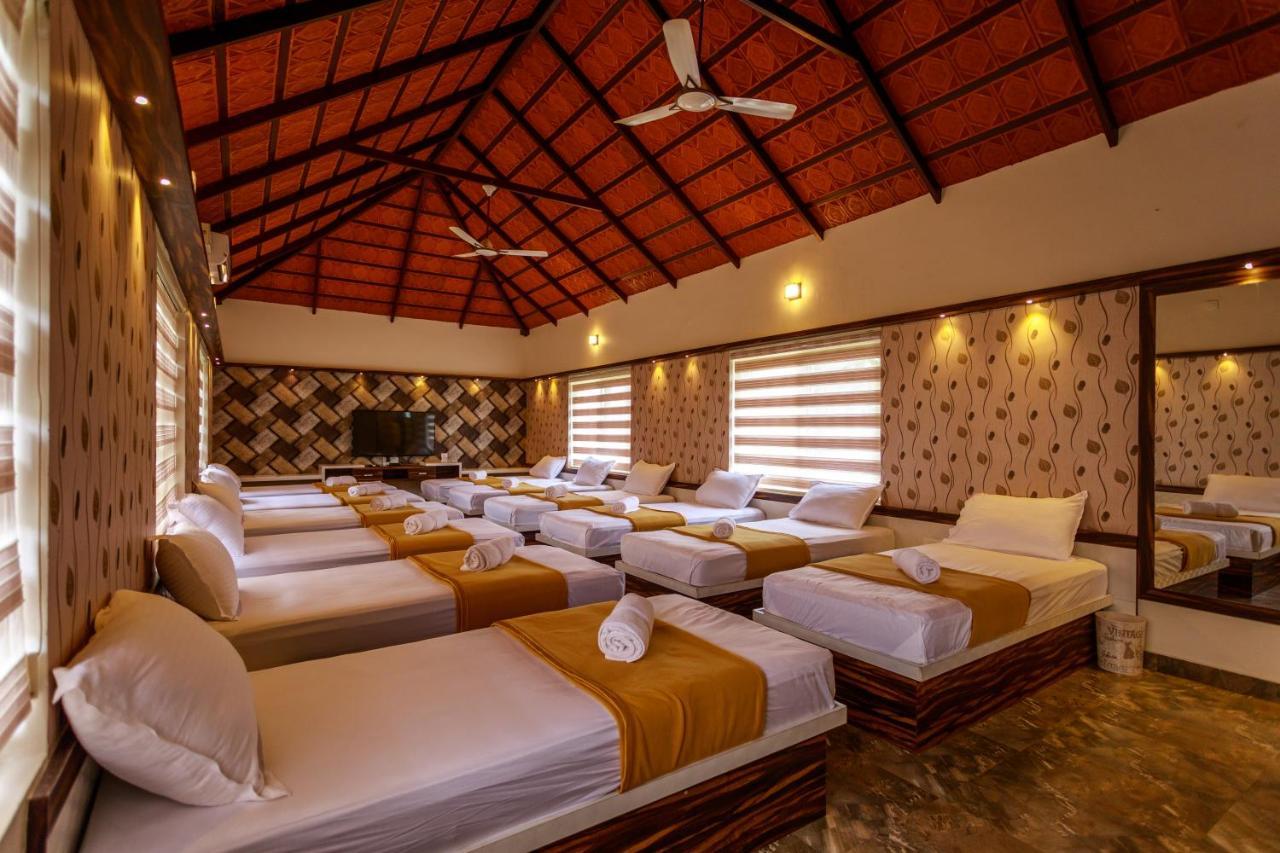 Sr Jungle Resort