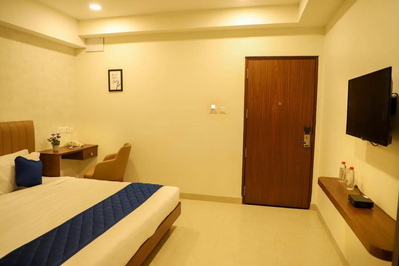 Admira Residency Hotel 2*