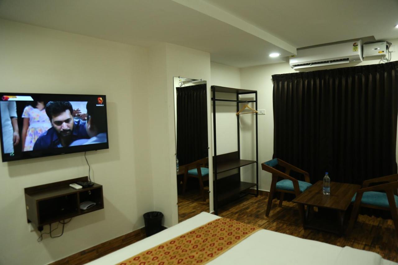 Hotel Seasons Coimbatore