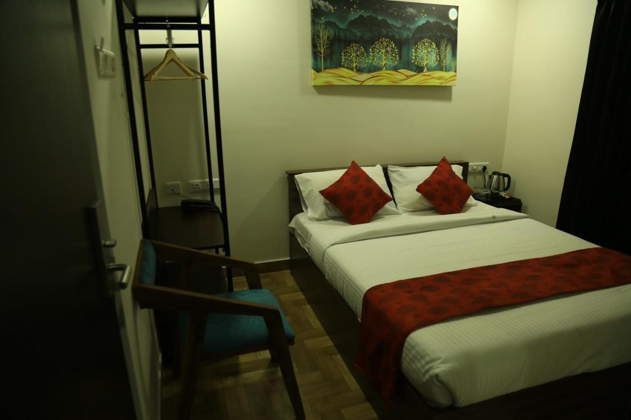 Seasons 3* Coimbatore