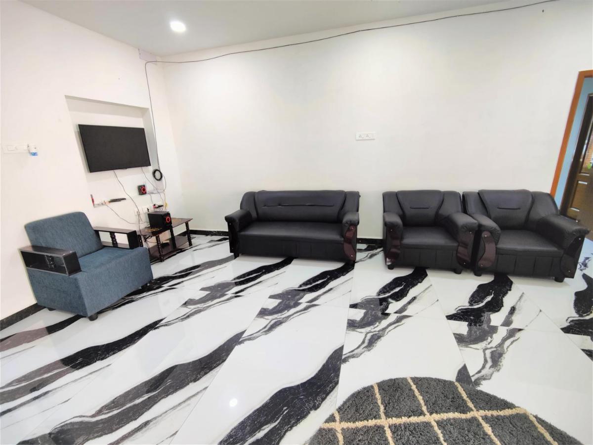 Villa Premium Private A Family Kids, Celebration Hall