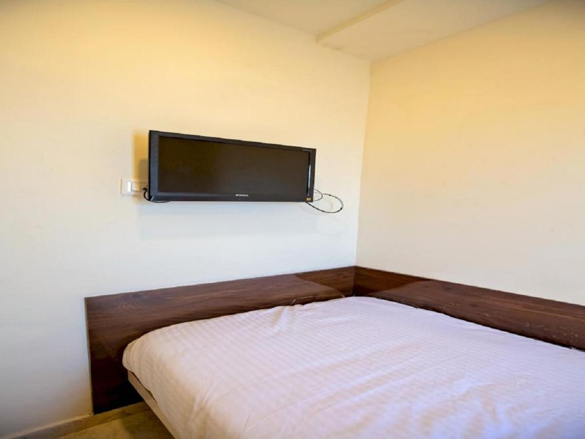 Ivy Residency Hotel 2*