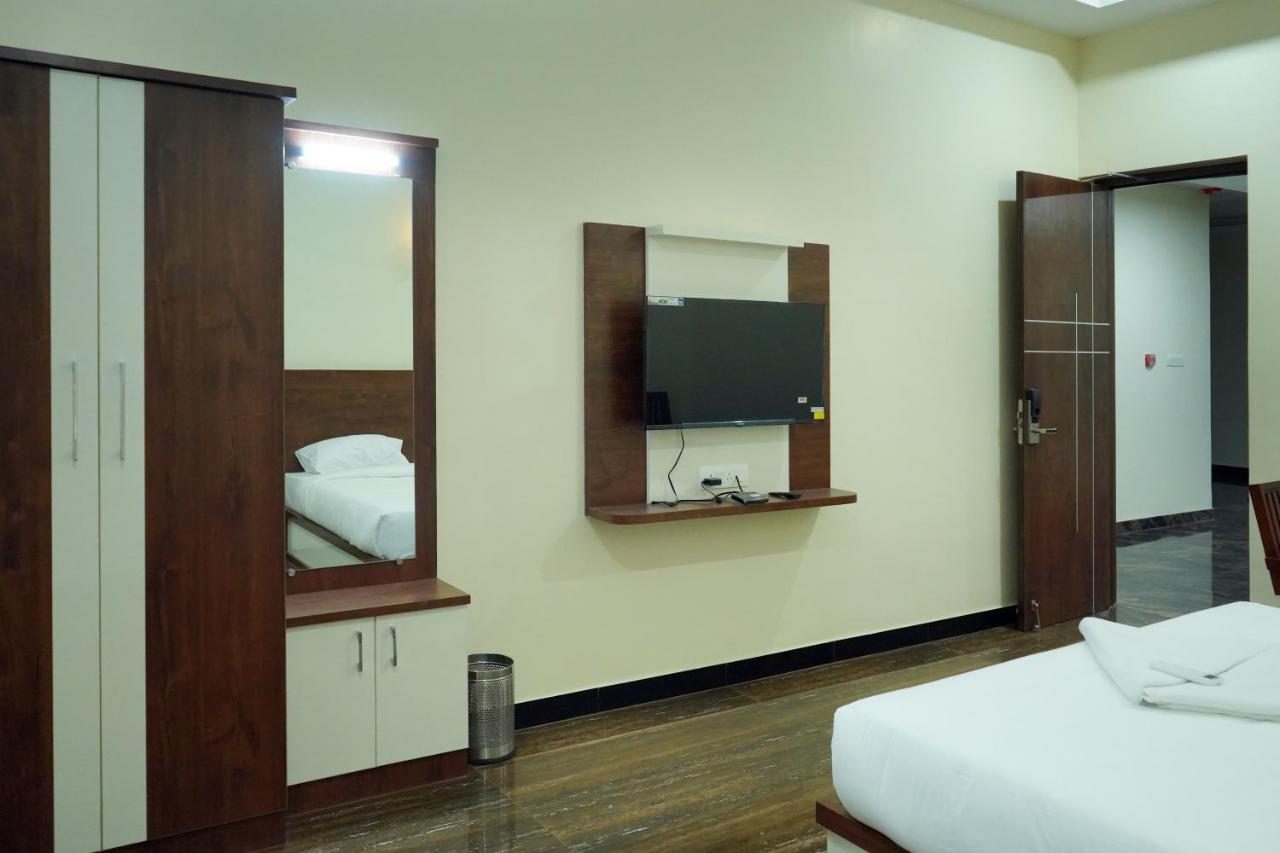 Nivetha Hotel