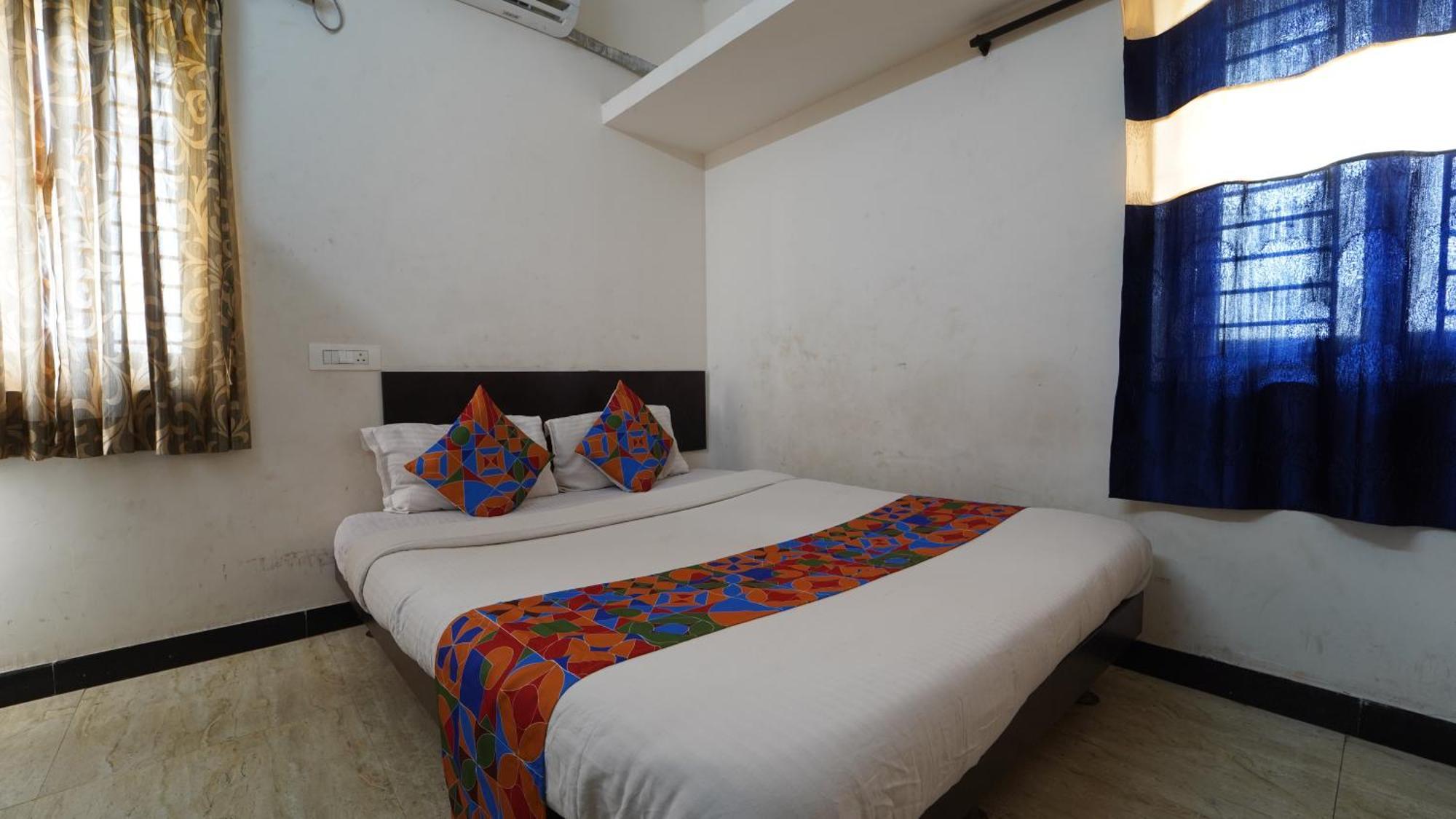 Honey Residency Airport Codissia Hotel