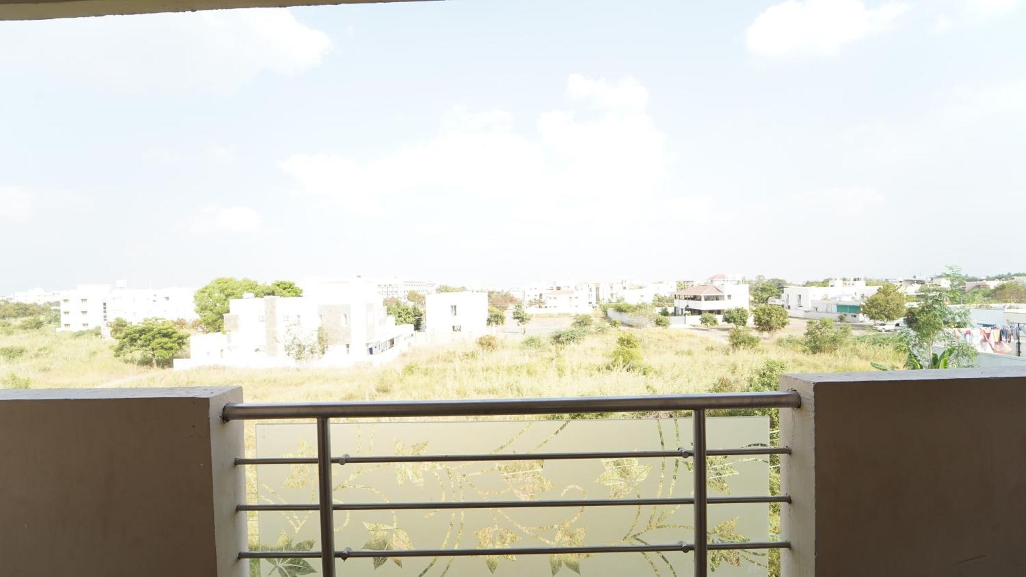 Honey Residency Airport Codissia 3*