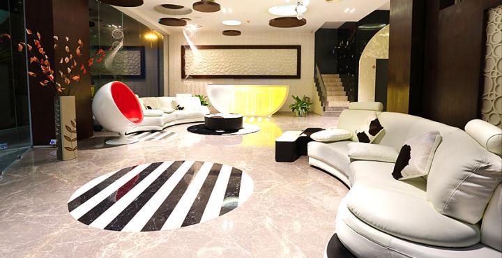 Hotel The Orbis