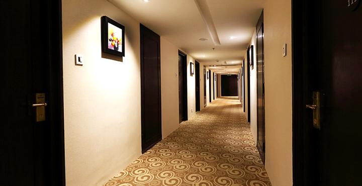Hotel The Orbis 3*