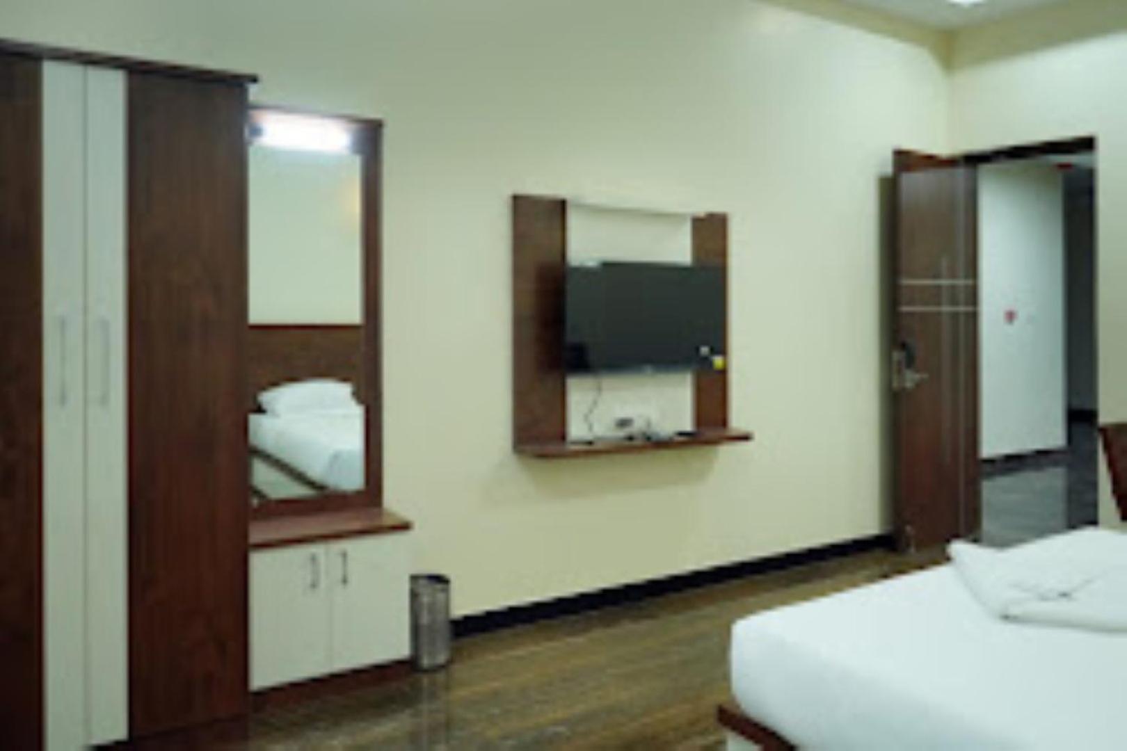 Nivetha Grand , 3*