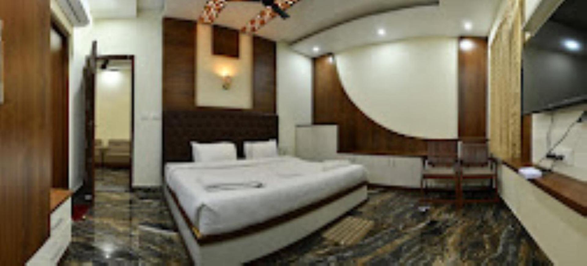 Nivetha Grand , Hotel Coimbatore