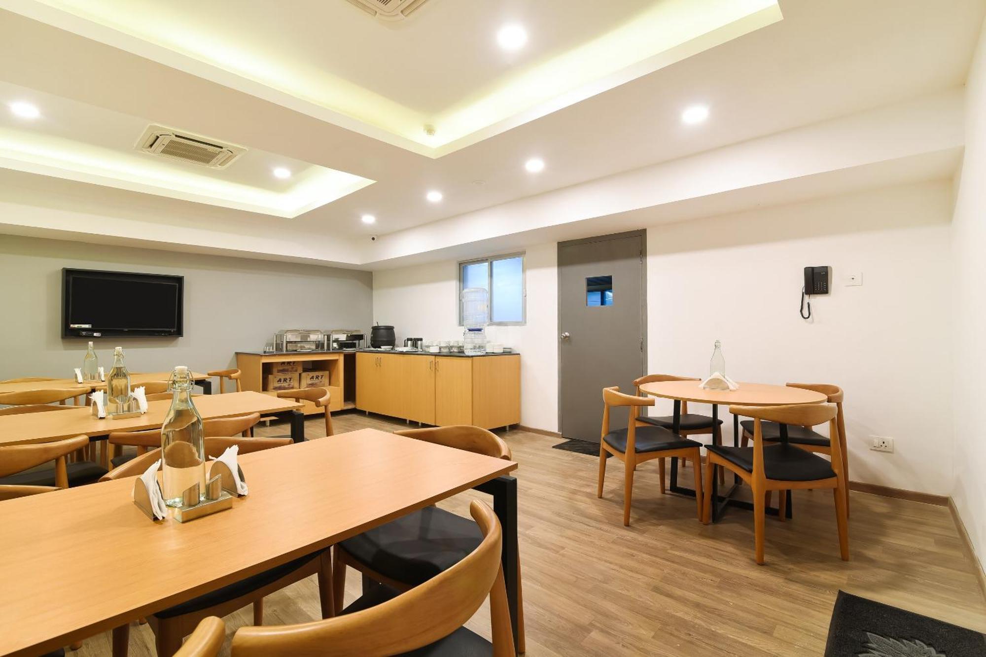 Hotel Super Townhouse Srm Kuppakonam Pudur
