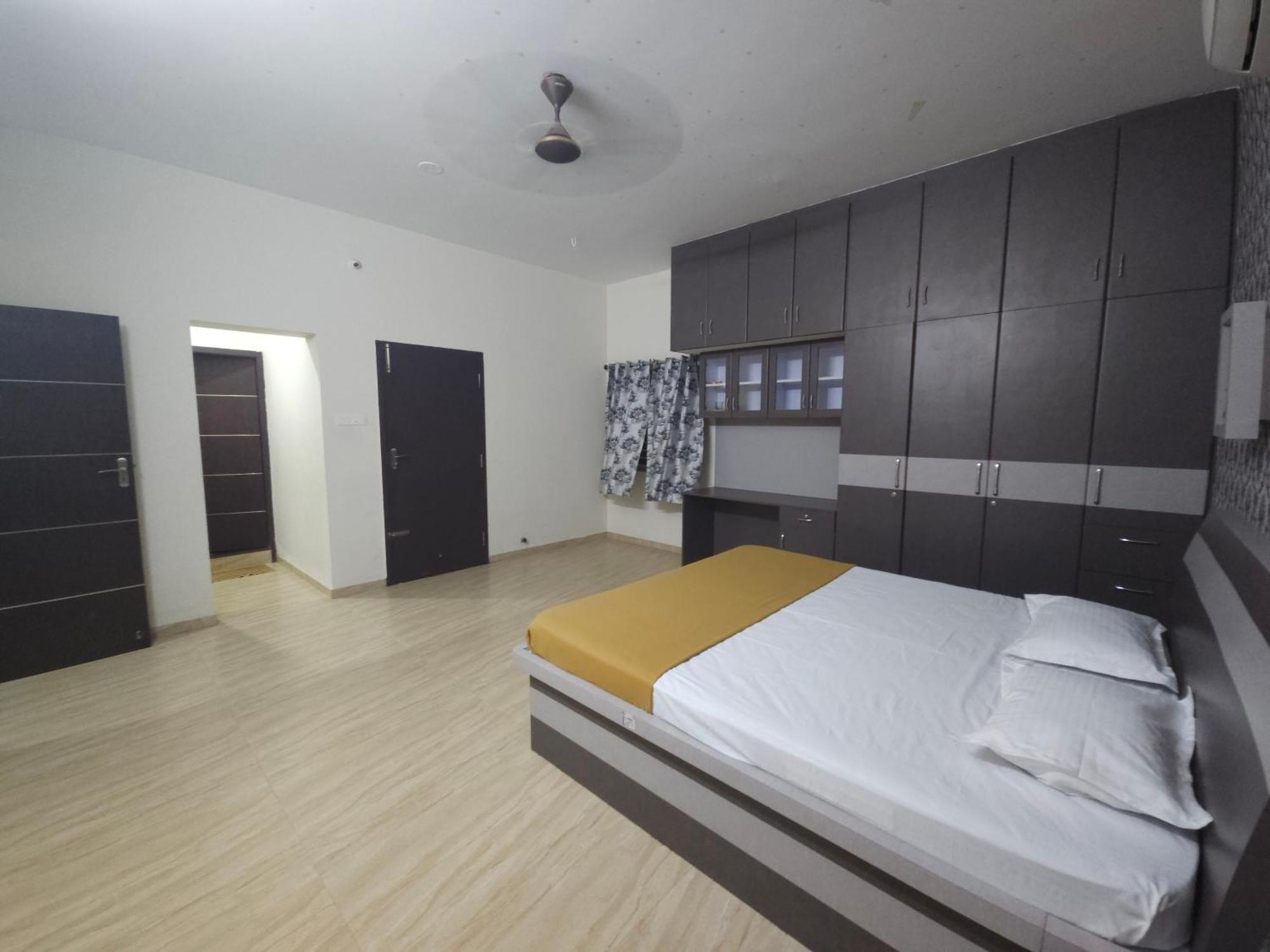 Shi's Vilva - The In - Near Airport, Kmch, Codesia *