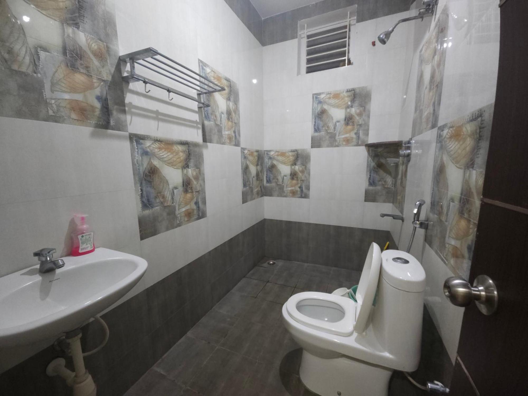Shi's Vilva - The In - Near Airport, Kmch, Codesia Coimbatore