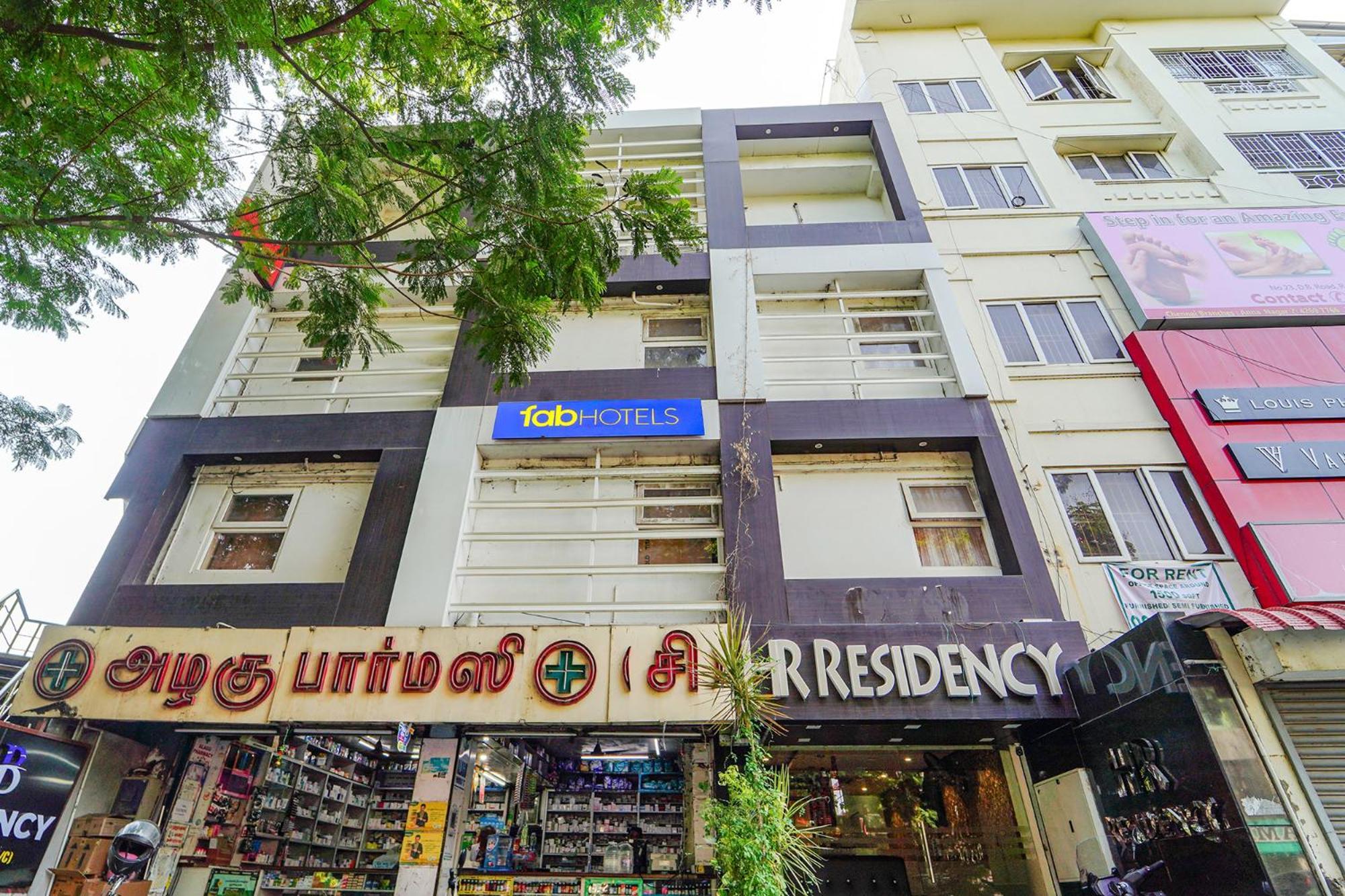 Fabhotel Hr Residency Hotel