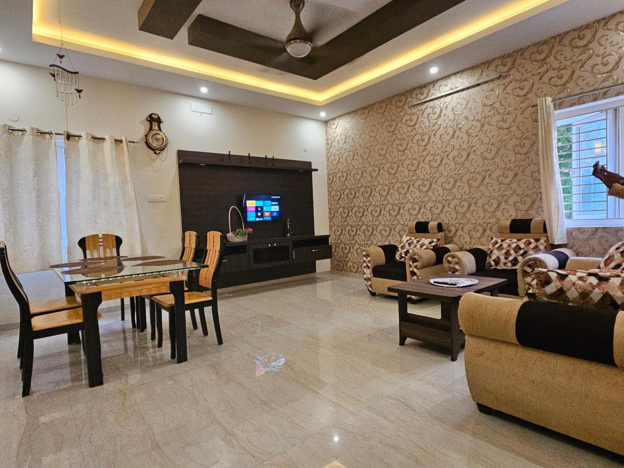 Shi's Vilva - The In - Near Airport, Kmch, Codesia *