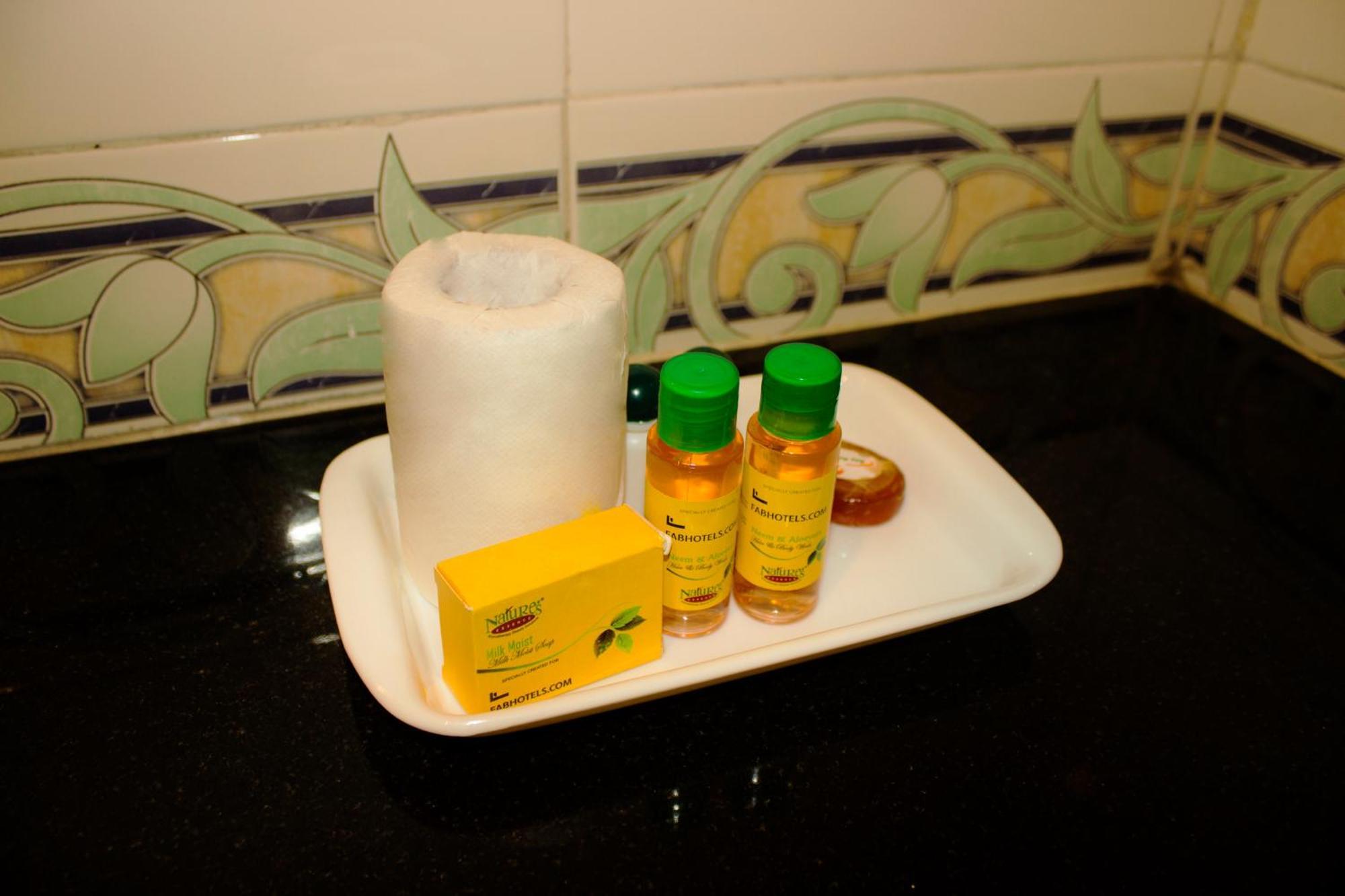 Fabhotel Prime Royal Castle - Nr North Railway Station 3*