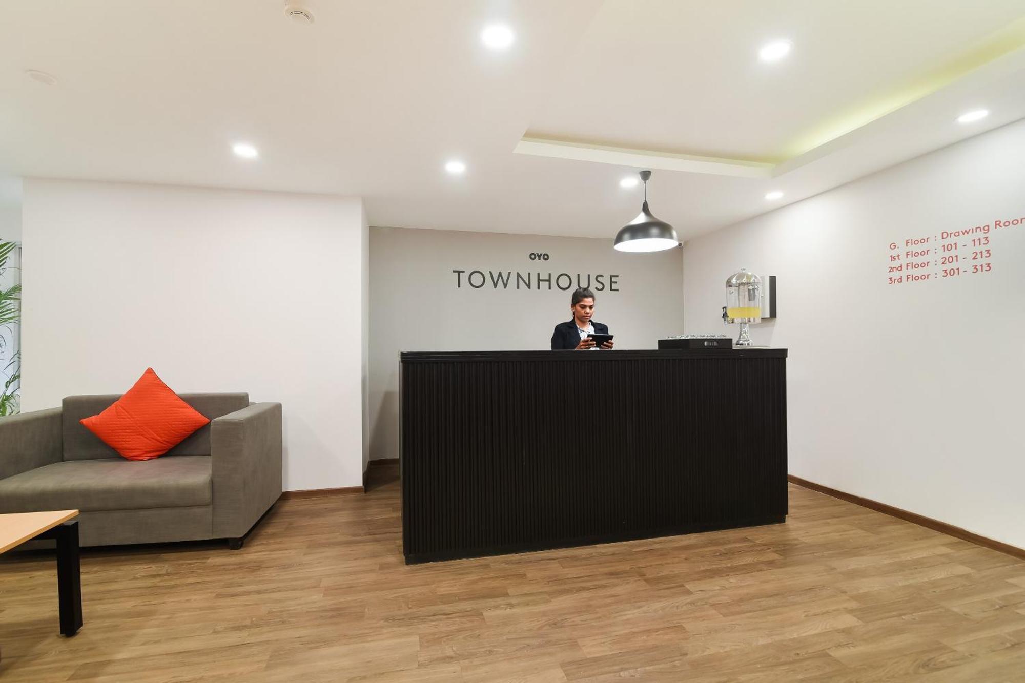Super Townhouse Srm Kuppakonam Pudur Hotel