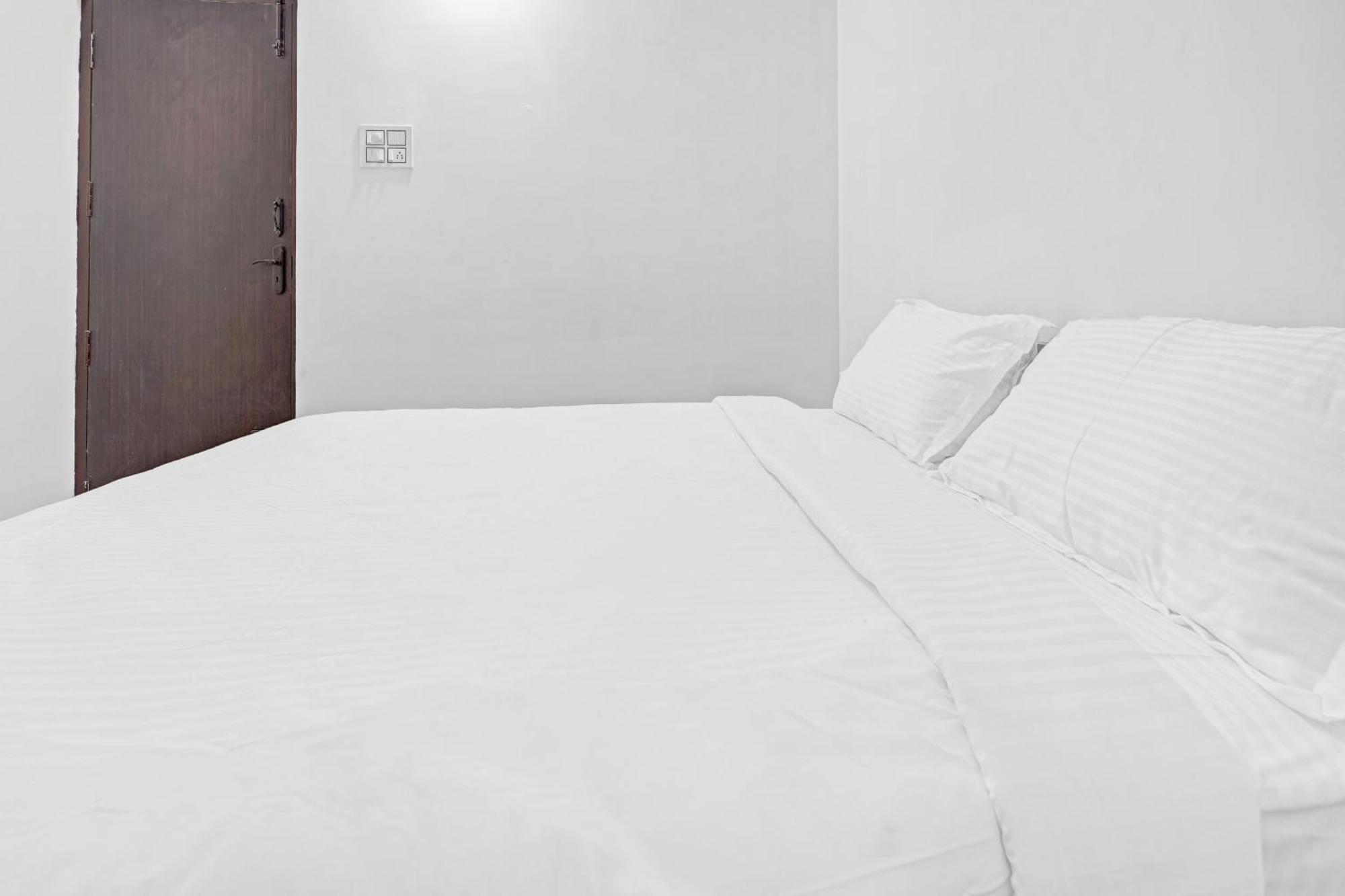 Hotel O Acs