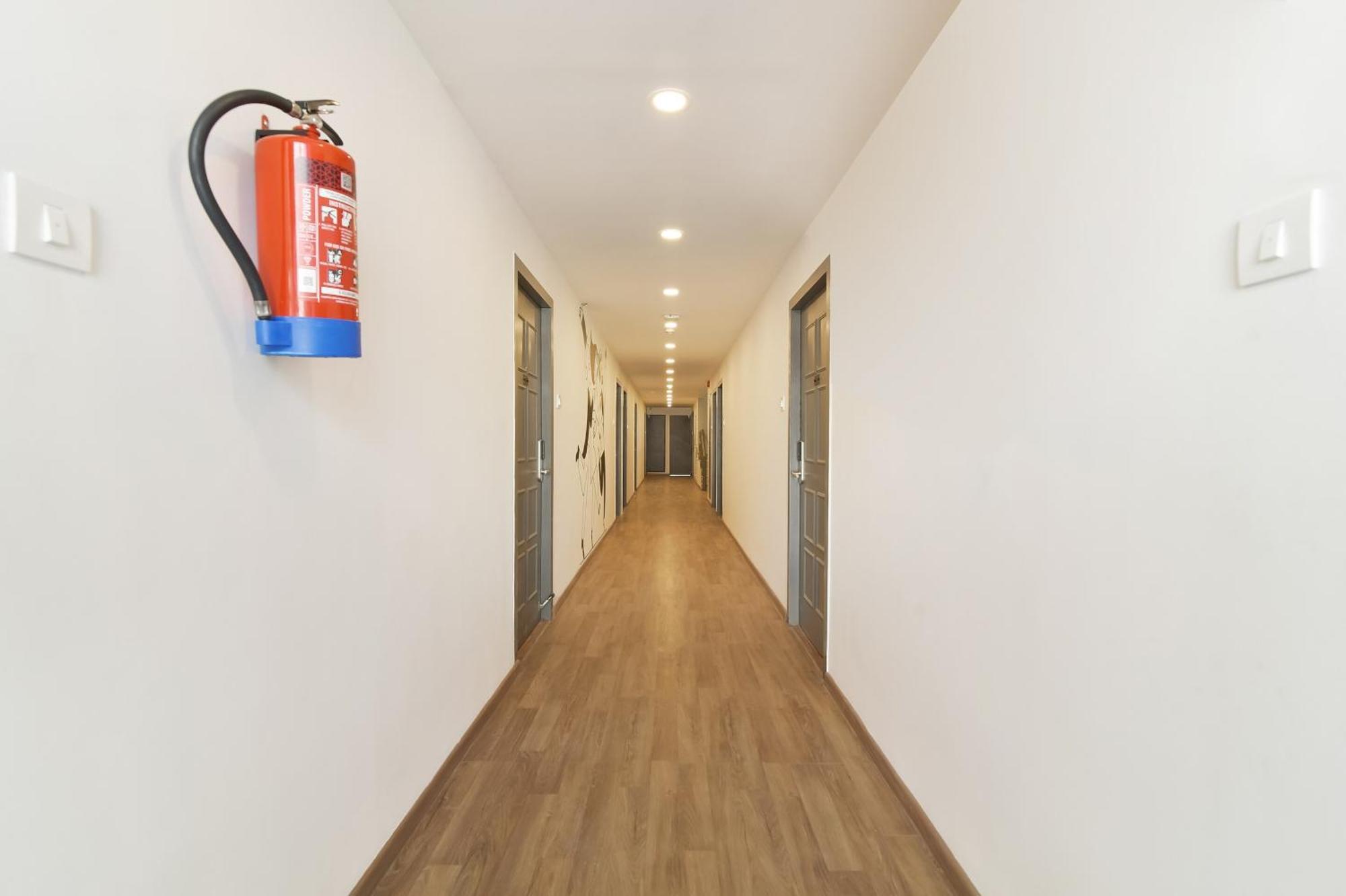 Super Townhouse Srm Kuppakonam Pudur