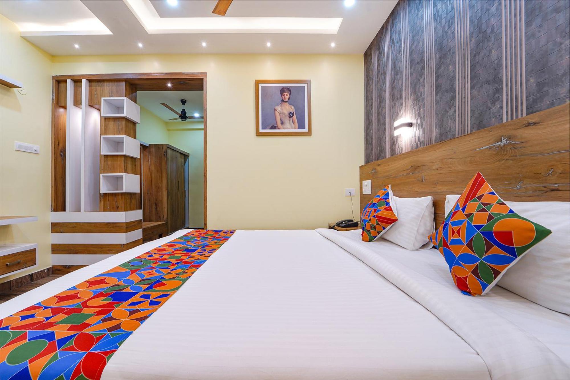 Fabhotel Ink - Nr North Railway Station Hotel 3*