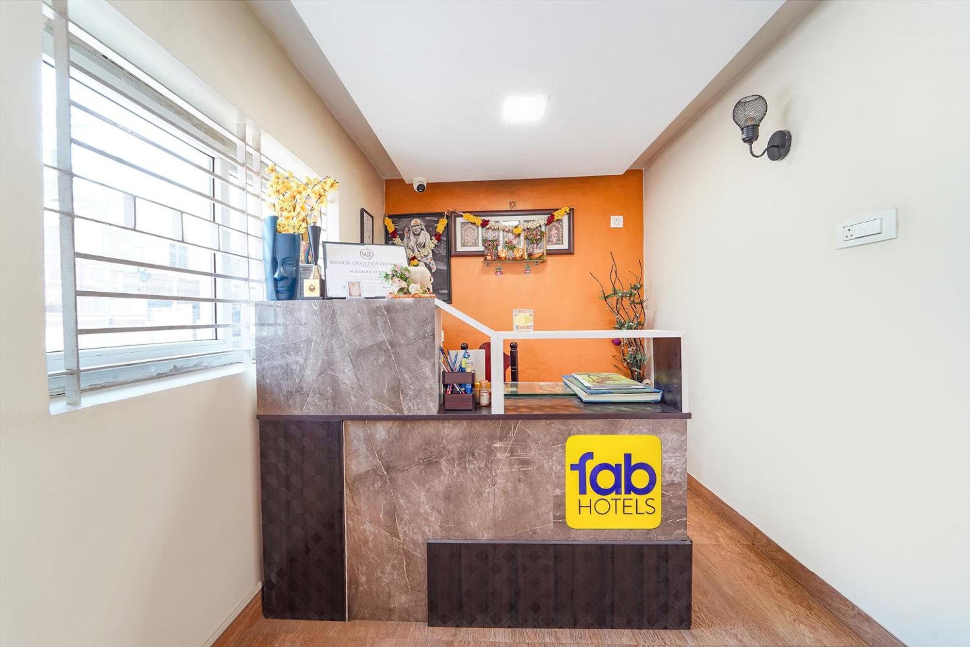 Fabhotel Mani's Residency - Nr International Airport Coimbatore
