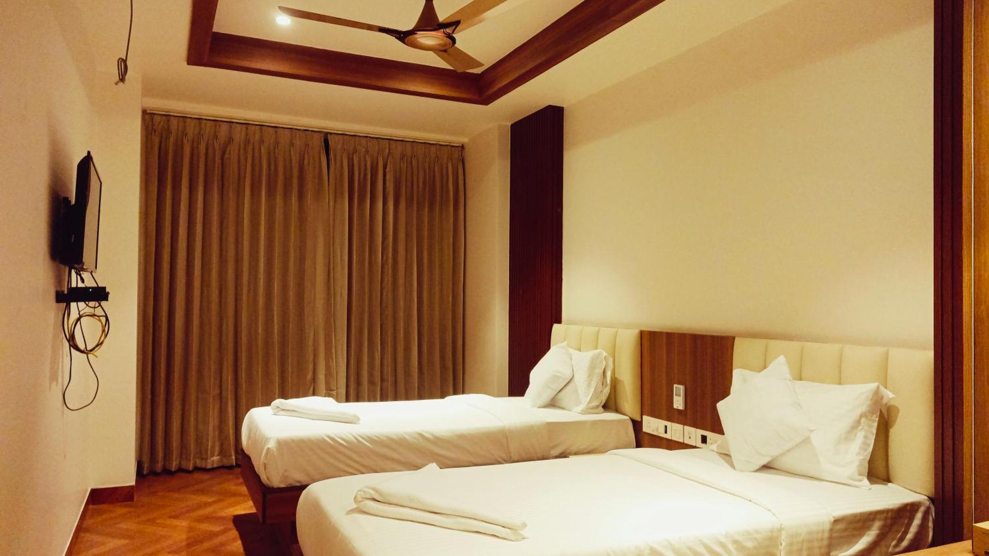 Vintage Classic Hotel 3*