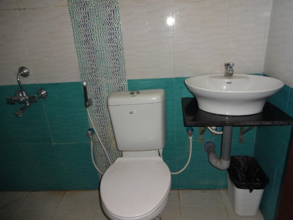 Vishnu Priya 2* Coimbatore