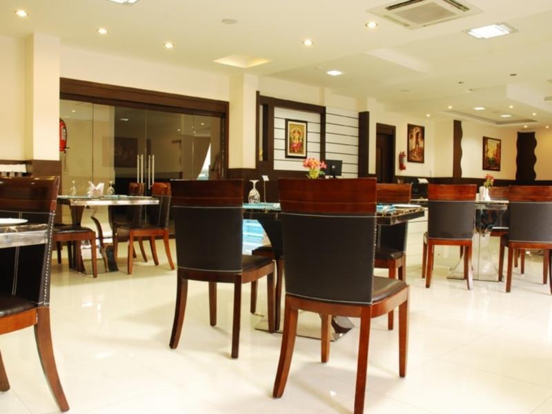 Svarga Residency 3*