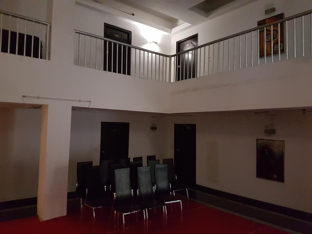 Metro Park Hotel 3*