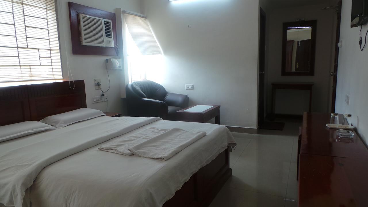 Hotel Kooloth Lake View Residency Coimbatore