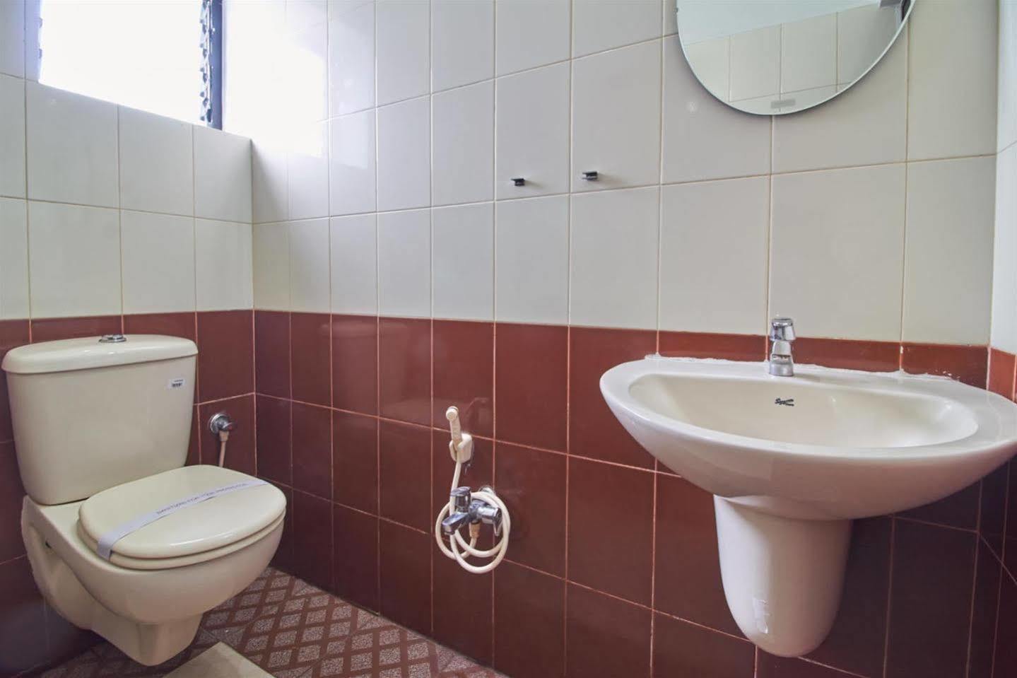 Kv Residency Hotel 2*