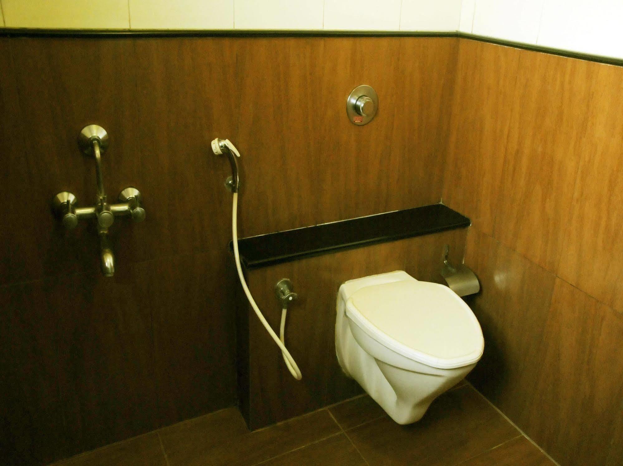 Capital O Grand Plaza 3*