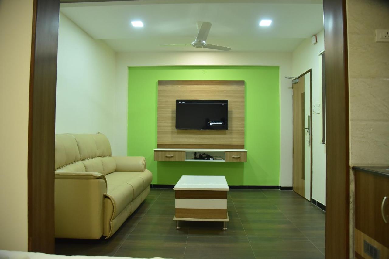Hotel Santhoshpuri