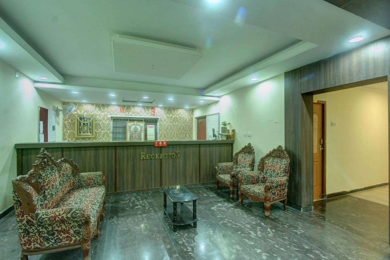 Hotel Oyo 24392 Flagship Damodar