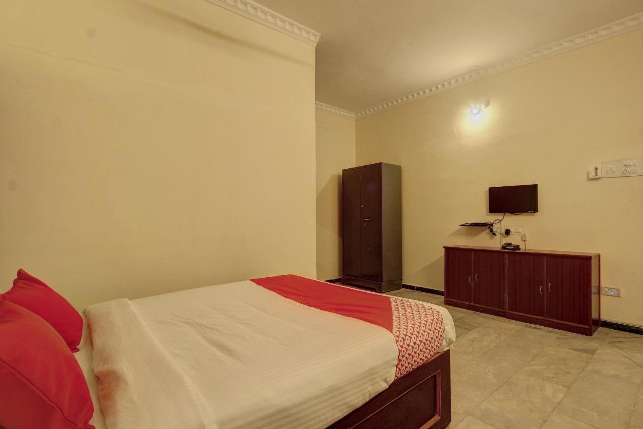 Hotel Oyo 24392 Flagship Damodar