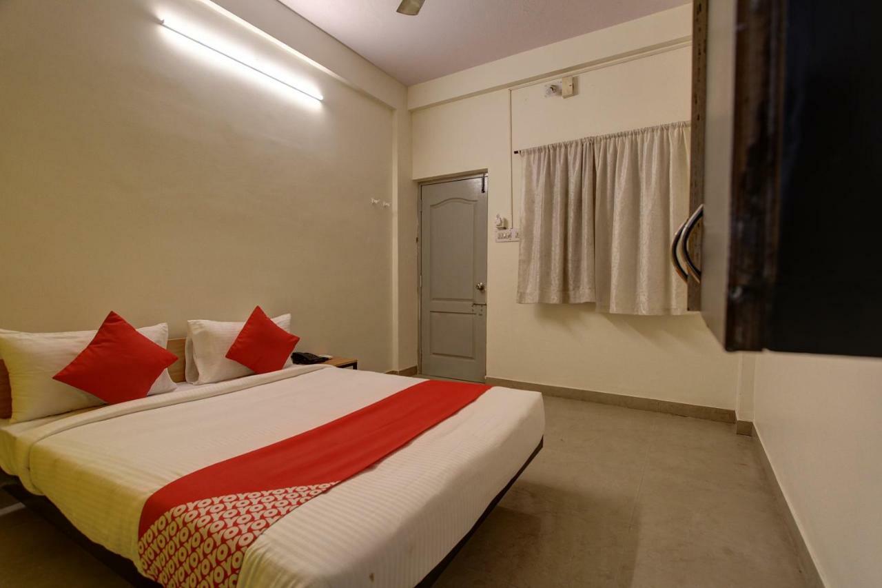 Hotel Oyo Flagship 36650 Tristar 3*
