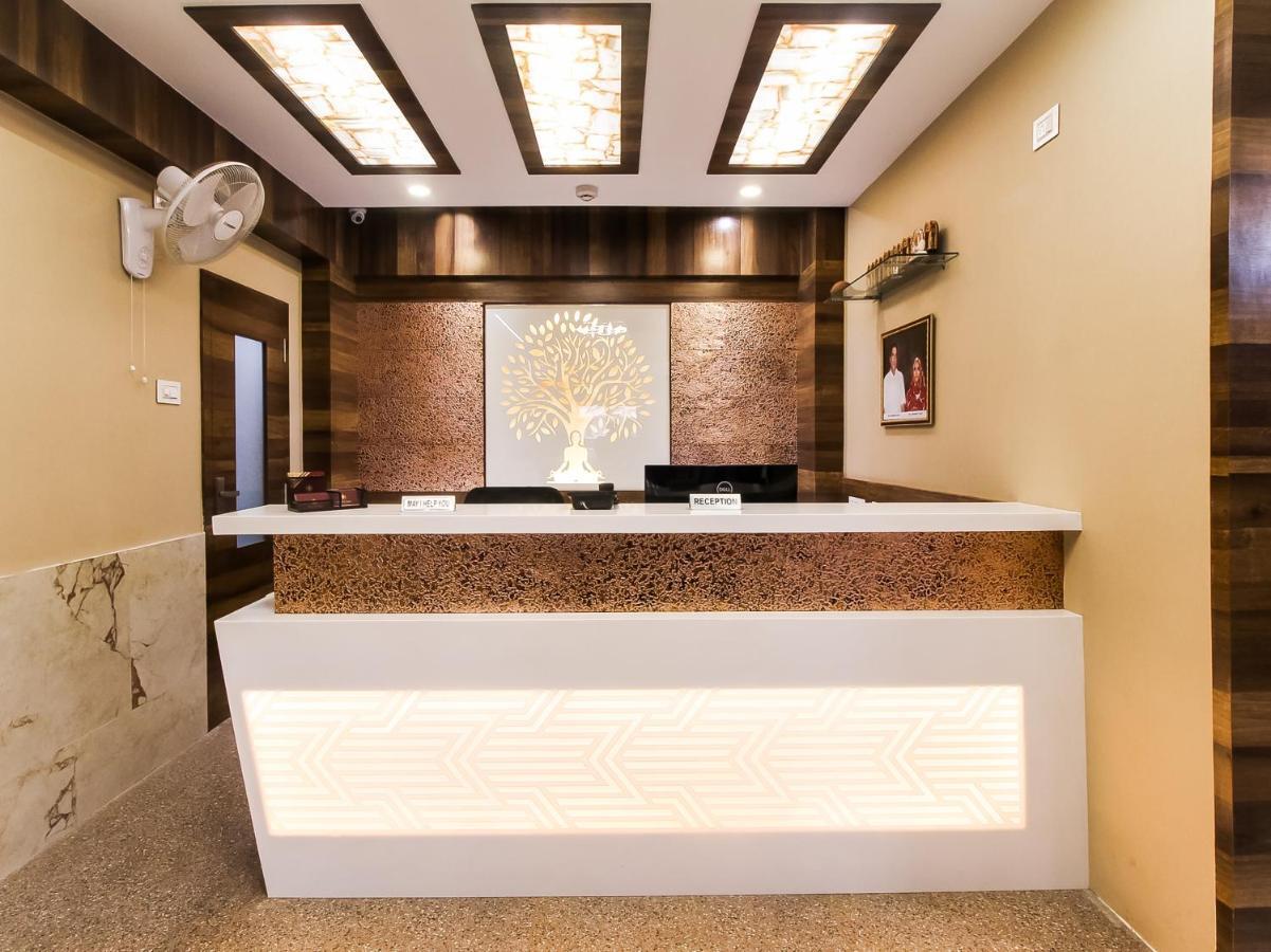 Hotel Stm Palace