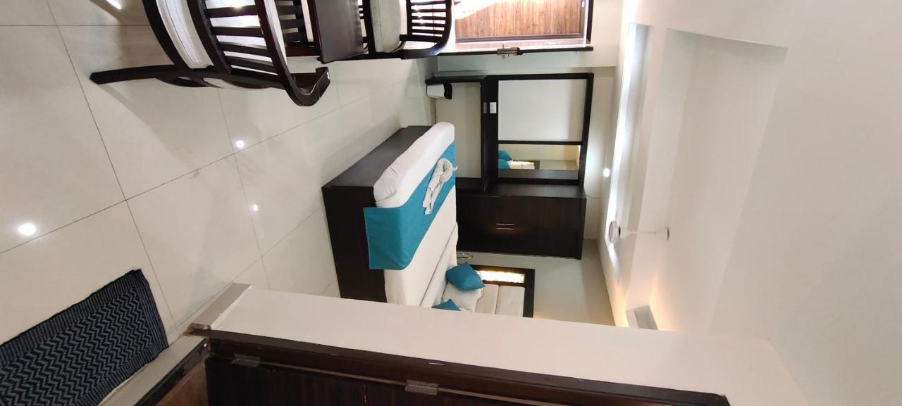 Sri Guru By Omatra Hotel 3*