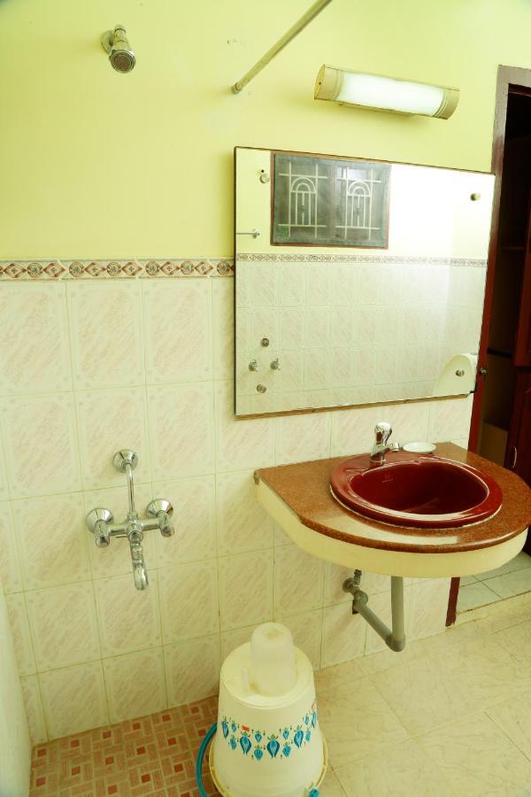 Zuriel Guest house