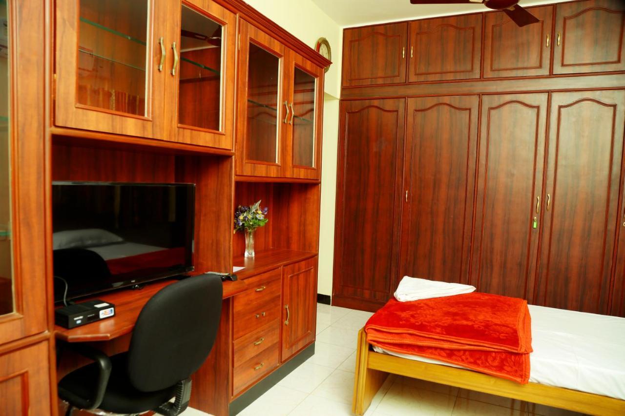 Zuriel Guest house