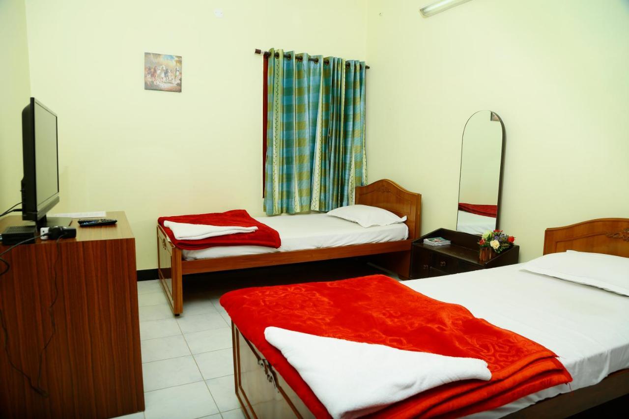 Zuriel Guest house *