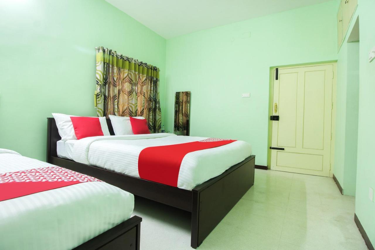Oyo 47682 Periyanaayaki Amman Hotel 3*