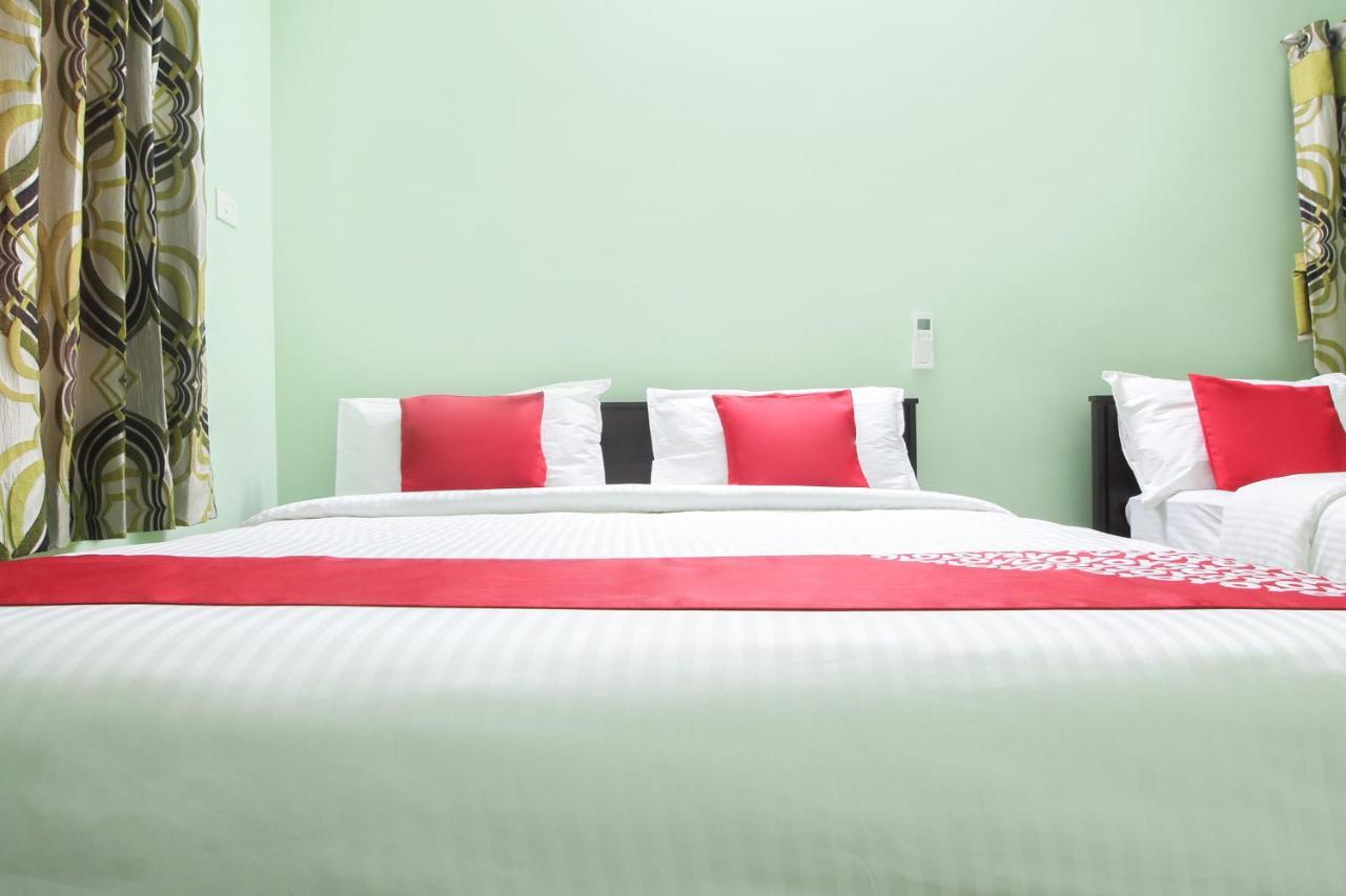Oyo 47682 Periyanaayaki Amman Hotel 3*